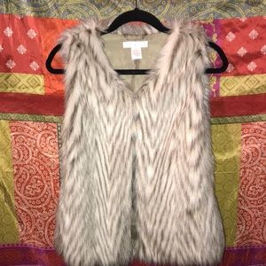 Perfect for fall! Faux Fur Vest